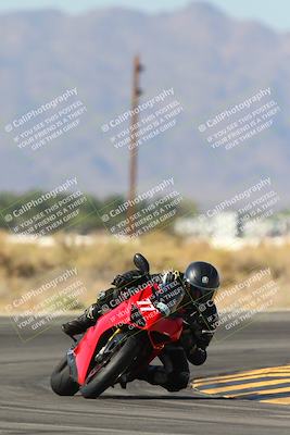 media/Oct-17-2024-Racers Edge (Thu) [[f51934c085]]/B Group/Session 4 (Turn 16)/